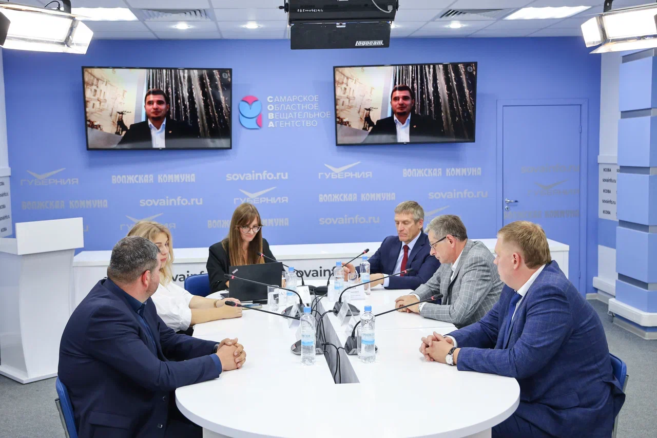 Опыт Нижегородской области в управленческой сфере рассмотрели в Самарской области